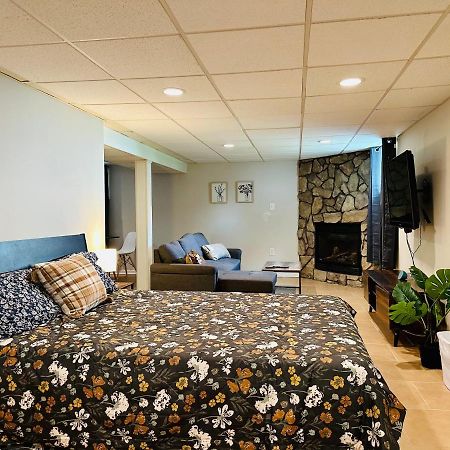 Campu'S Basement Studio W/ Private Entrance Cherry Hills Village المظهر الخارجي الصورة